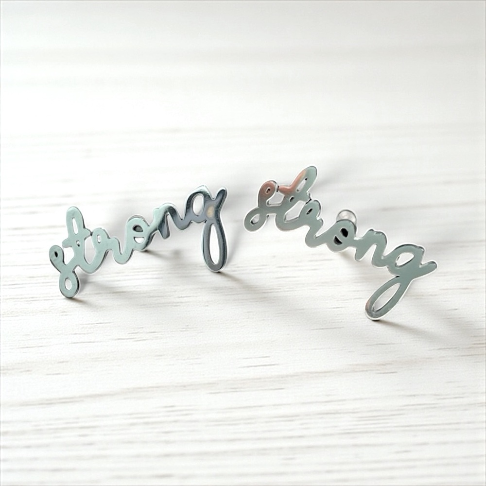 ❤️ NWT! Paparazzi ‘Strong’ Silver Script Post Earrings